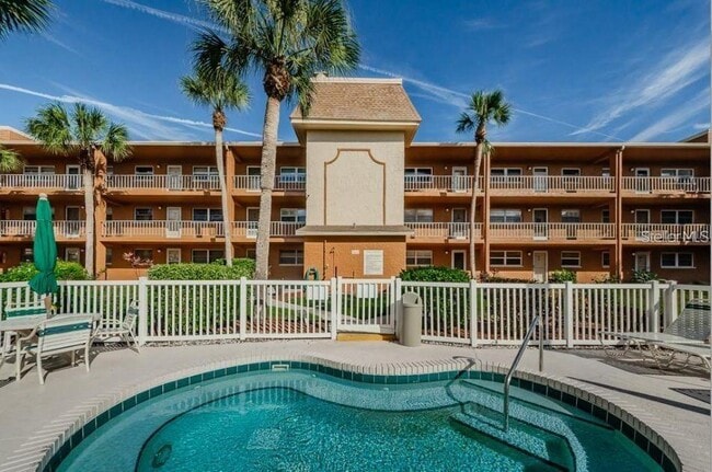 Building Photo - 12760 Indian Rocks Rd