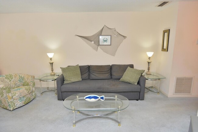 Building Photo - 1225 NW 21st St