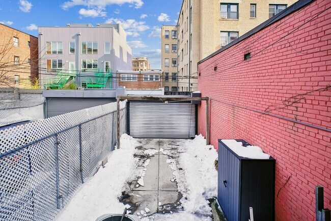 Building Photo - 1215 11th St NW