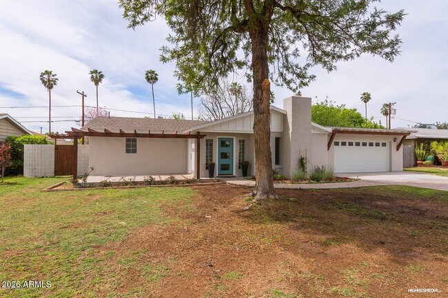 Building Photo - 4210 N 34th Pl