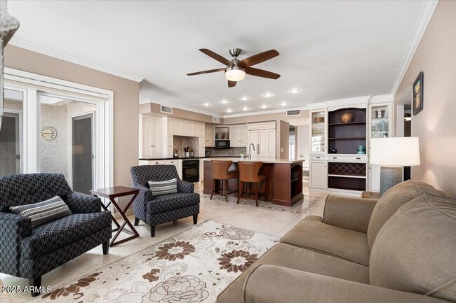 Building Photo - 8207 E Del Cuarzo Dr