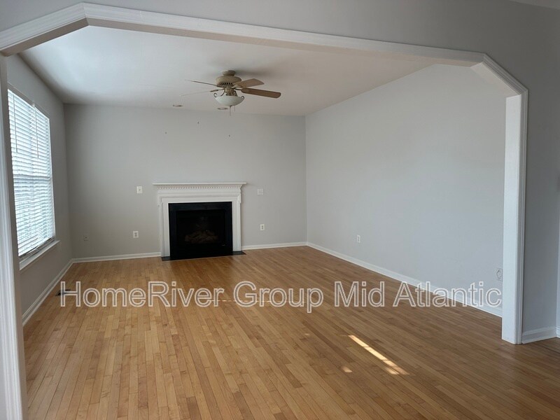 Building Photo - 15815 Meherrin Way