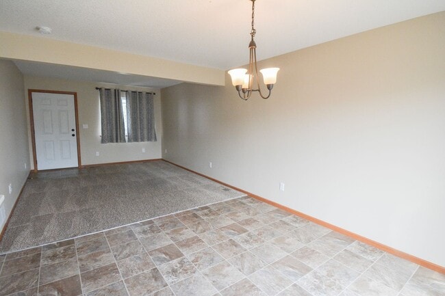 Building Photo - 3 Floor Townhome With Large Yard