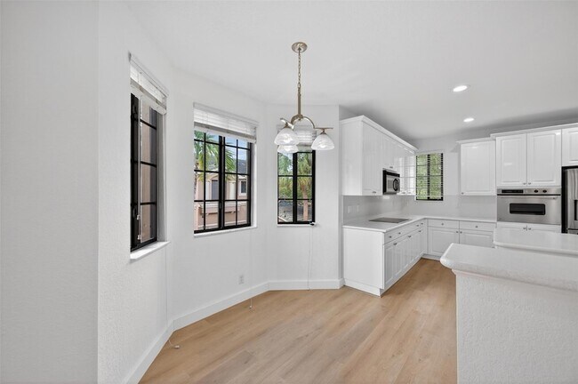 Building Photo - 2678 Center Ct Dr