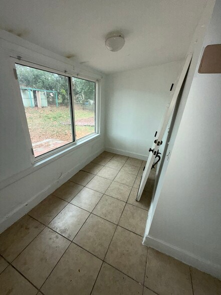 Building Photo - 1316 Woodbine St