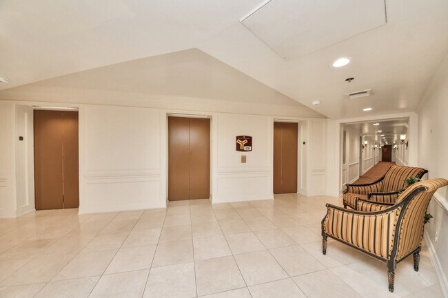 Building Photo - 3525 Sage Rd