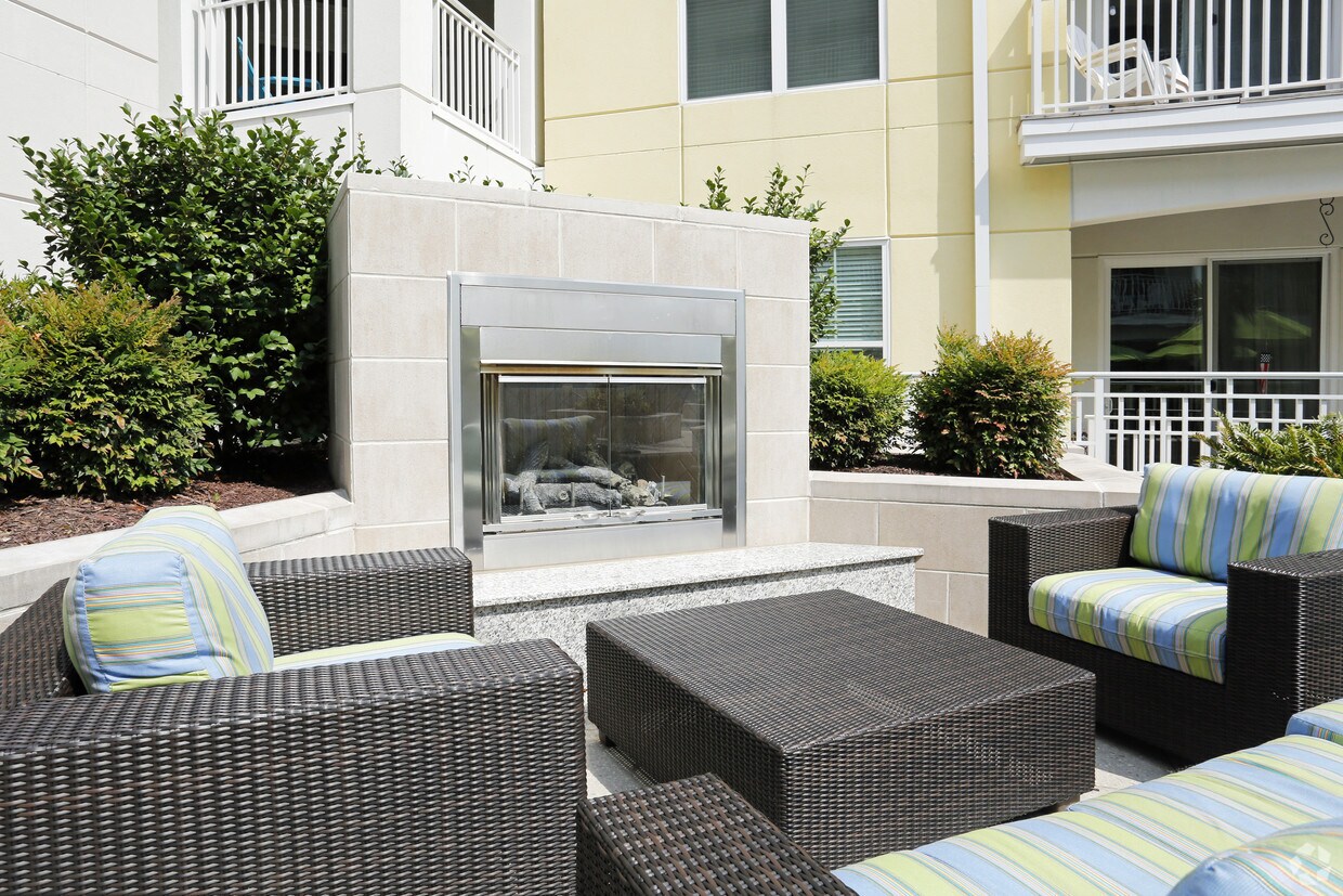 Summer House Virginia Beach
