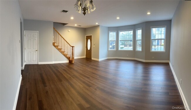 Building Photo - 7803 Shore Rd