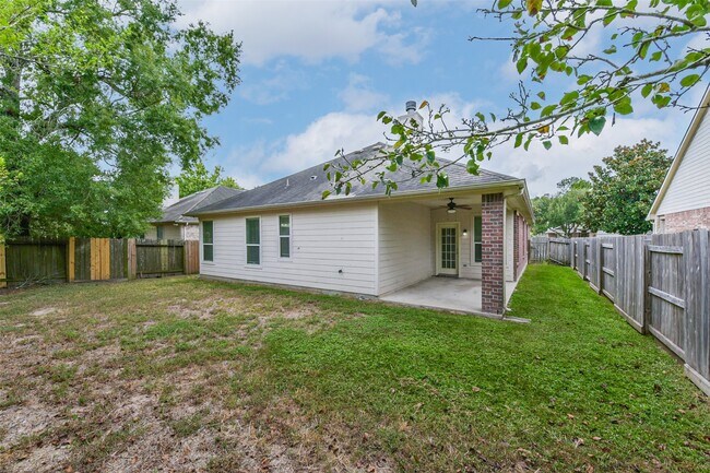 Building Photo - 21617 Horseshoe Dr