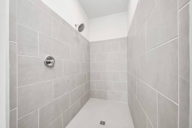 Building Photo - 16219 Chestnut Hvn Ln