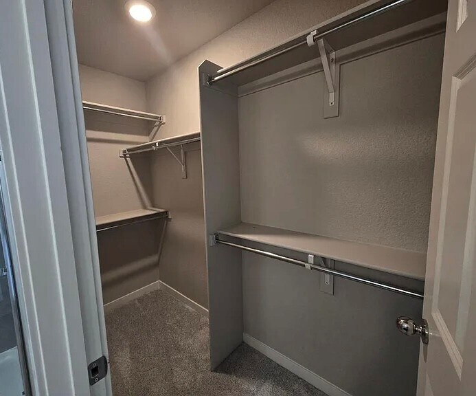 Master Walk-In Closet - 6027 Notch Top Way