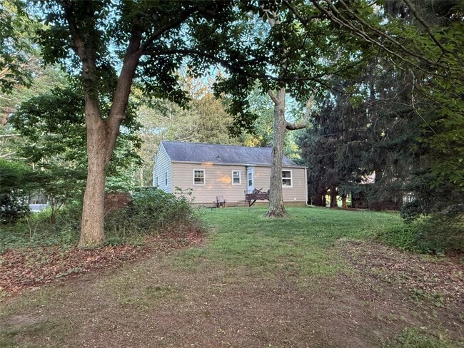 Building Photo - 8415 Soundview Ave