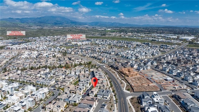 Building Photo - 130 Chorus