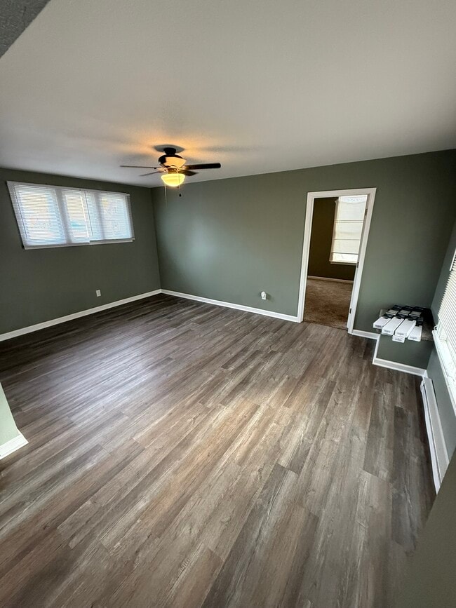 Building Photo - 520 Prouty Ave