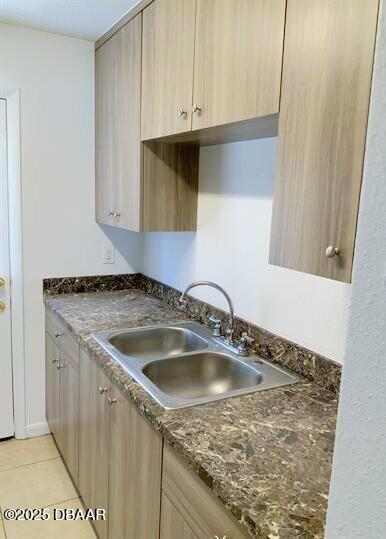 Building Photo - 1830 S Palmetto Ave