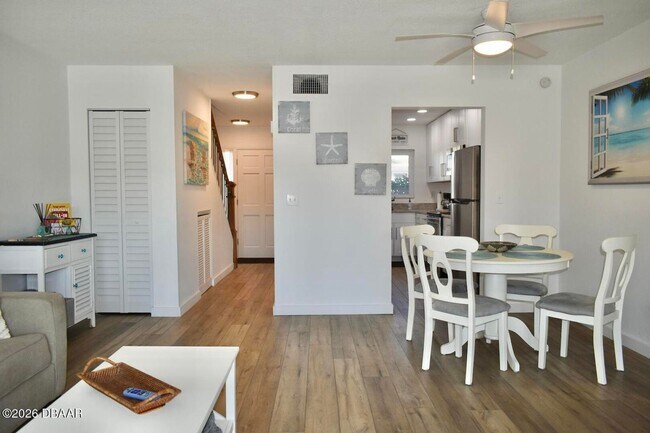Building Photo - Furnished Townhome In Ponce Inlet!