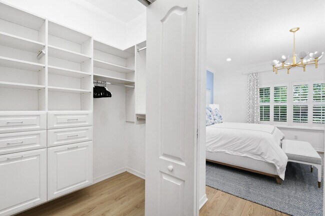 Building Photo - 193 Porgee Rock Pl