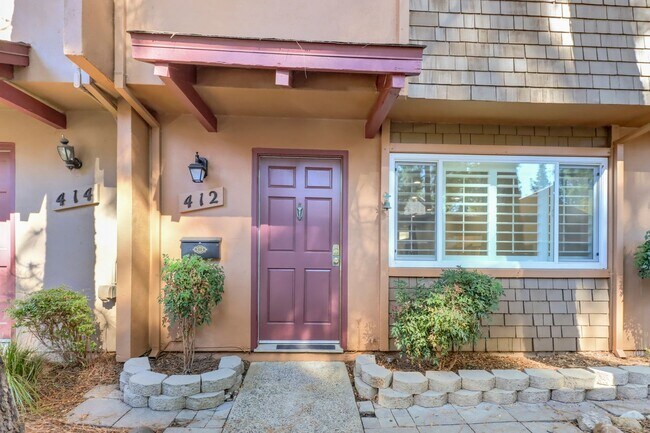 Building Photo - North Davis Condo-Available