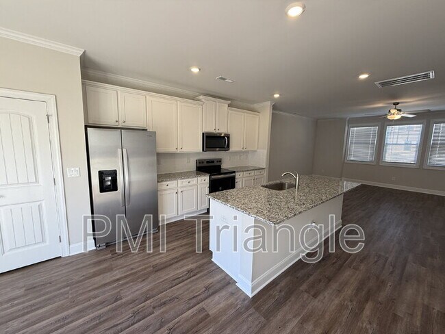 Building Photo - 5322 River Reach Dr