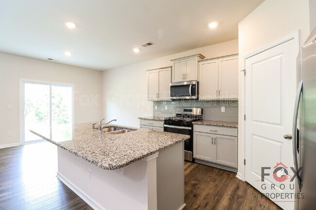 Building Photo - 132 Scotsway Ct