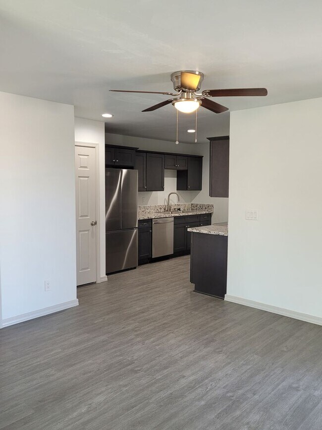 Building Photo - Brand New Construction Duplex