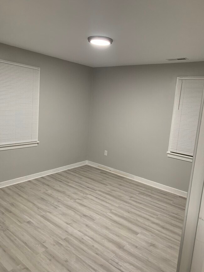 bedroom #2 - 410 Spring St