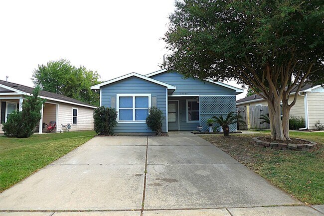 Building Photo - 19939 Great Elms Dr