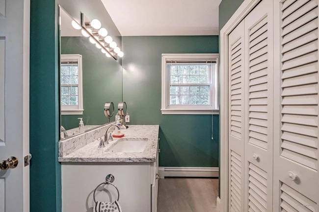 1st floor full bath with laundry - 9 Lupine Ct