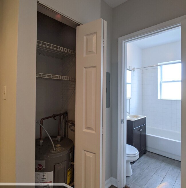 Building Photo - 1627 N Humboldt Blvd