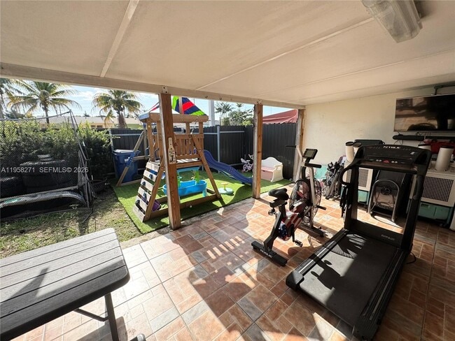 Building Photo - 14849 SW 114th Ct