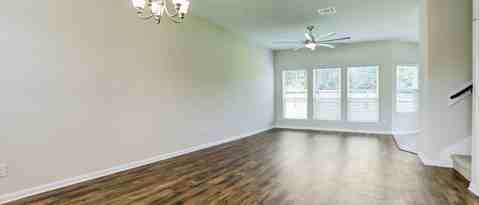 Building Photo - 18626 Each Elm Way