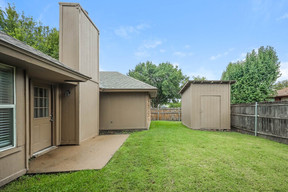 Building Photo - 416 Deauville Dr