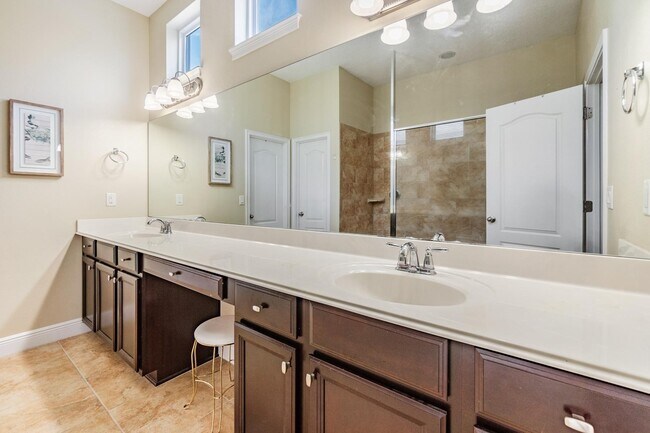 Building Photo - 8107 Champions Forest Way