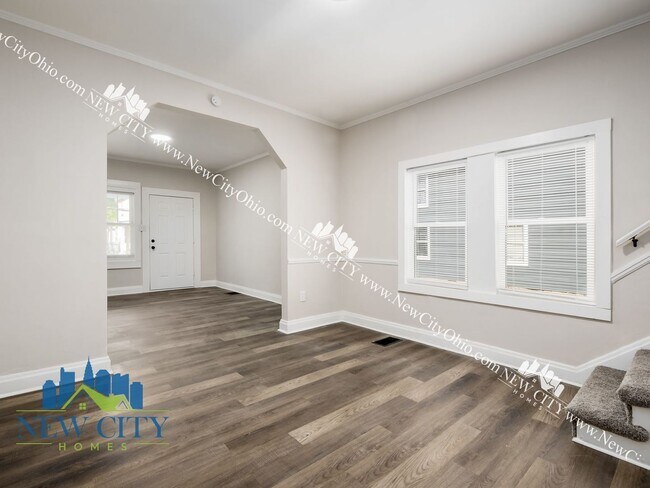 Building Photo - 154-156 N Central Avenue, Columbus, OH 43222