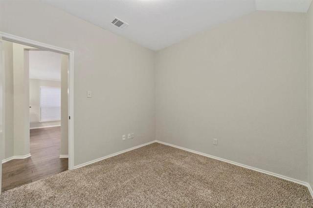 Building Photo - 9901 Pronghorn Rd