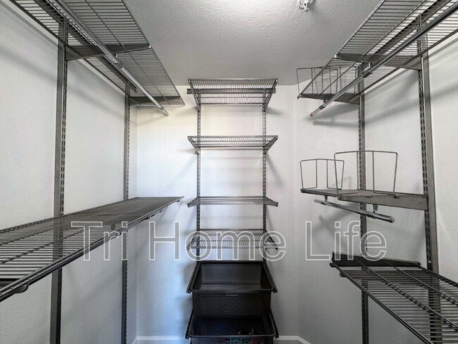 Building Photo - 12820 Ironstone Way