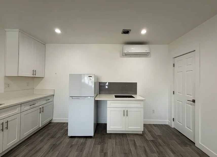 Building Photo - 8241 Shoup Ave