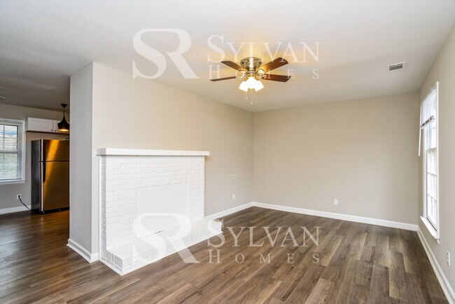 Building Photo - You'll love this charming brick home!