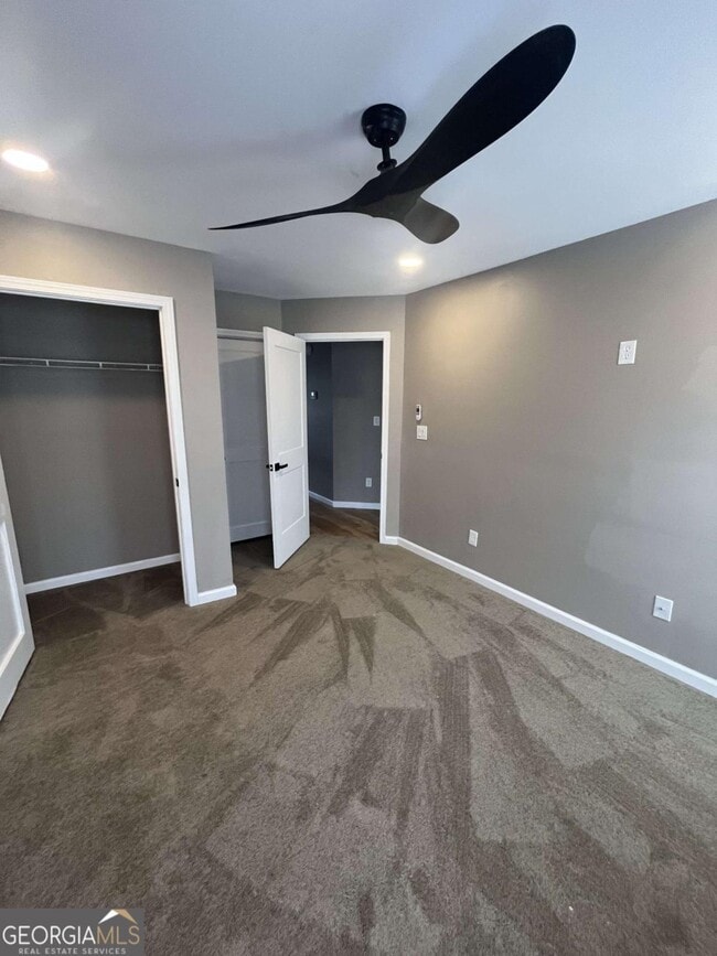 Building Photo - 738 Prince Pl NW