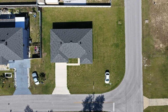 Building Photo - 3907 SW 152nd St