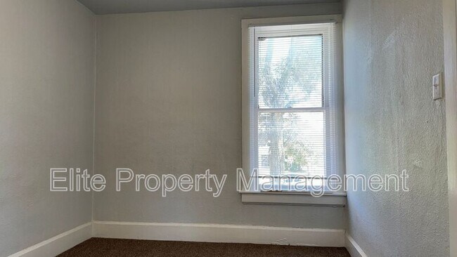Building Photo - 309 Colorado Ave