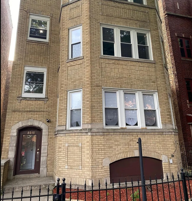 Building Photo - 8010 S Drexel Ave