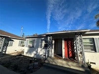 Building Photo - 901 N San Gabriel Ave