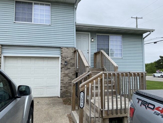 Building Photo - 13098 Westland Ct