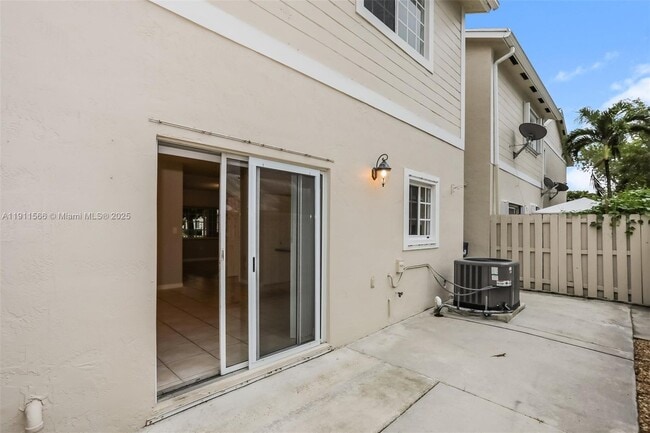 Building Photo - 12284 SW 148th Terrace