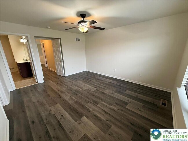 Building Photo - 5133 Dogwood Trail