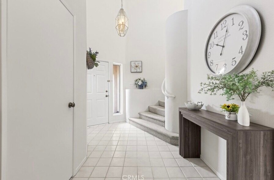 Building Photo - 1232 Mission Pl