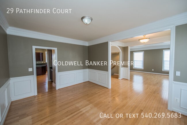 Building Photo - 29 Pathfinder Ct