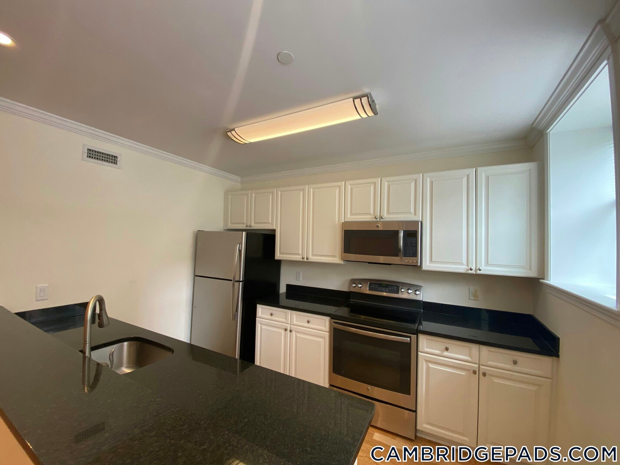 Building Photo - 1 Chauncy St