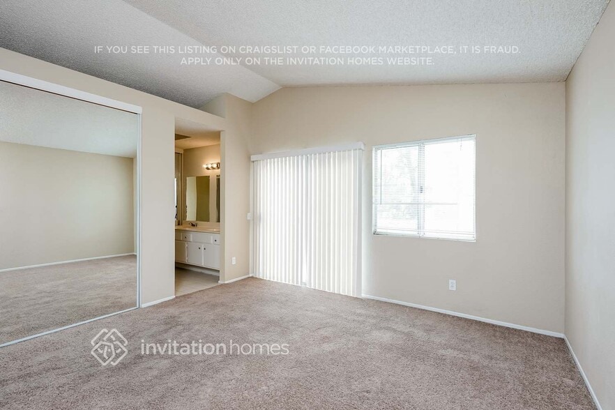 Building Photo - 14748 Westward Dr